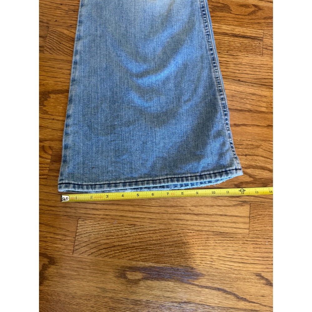 Gap Vintage 2002 Light Wash Flare Jeans Low Rise Wide Leg Denim Size 12 Reg - Picture 8 of 15
